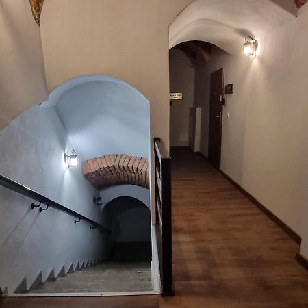 Апартаменти Gliwicka 5 W Samym Sercu Tarnowskich Gor Тарновськє-Гури Екстер'єр фото
